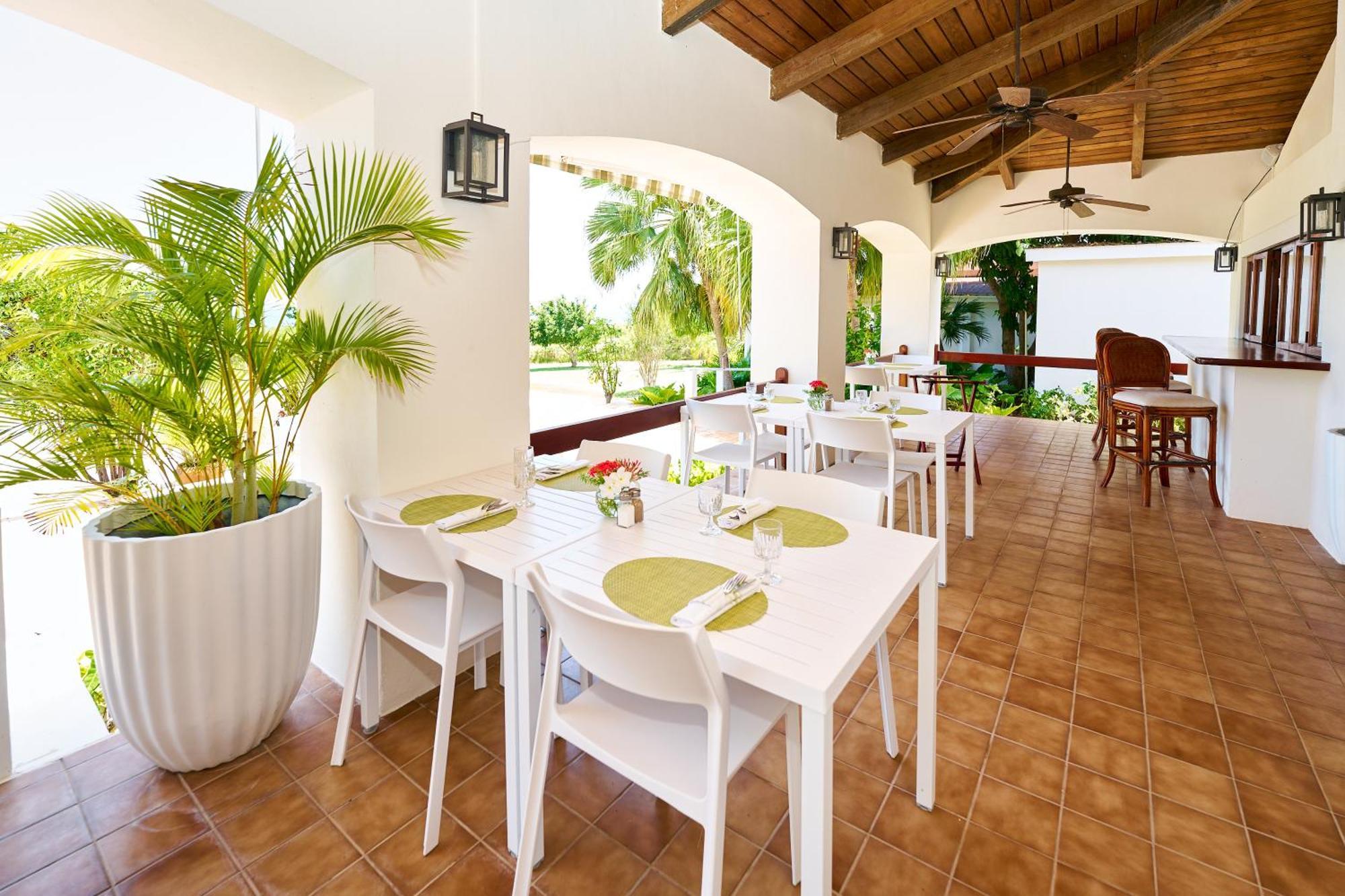 Mount Nevis Hotel Exterior photo