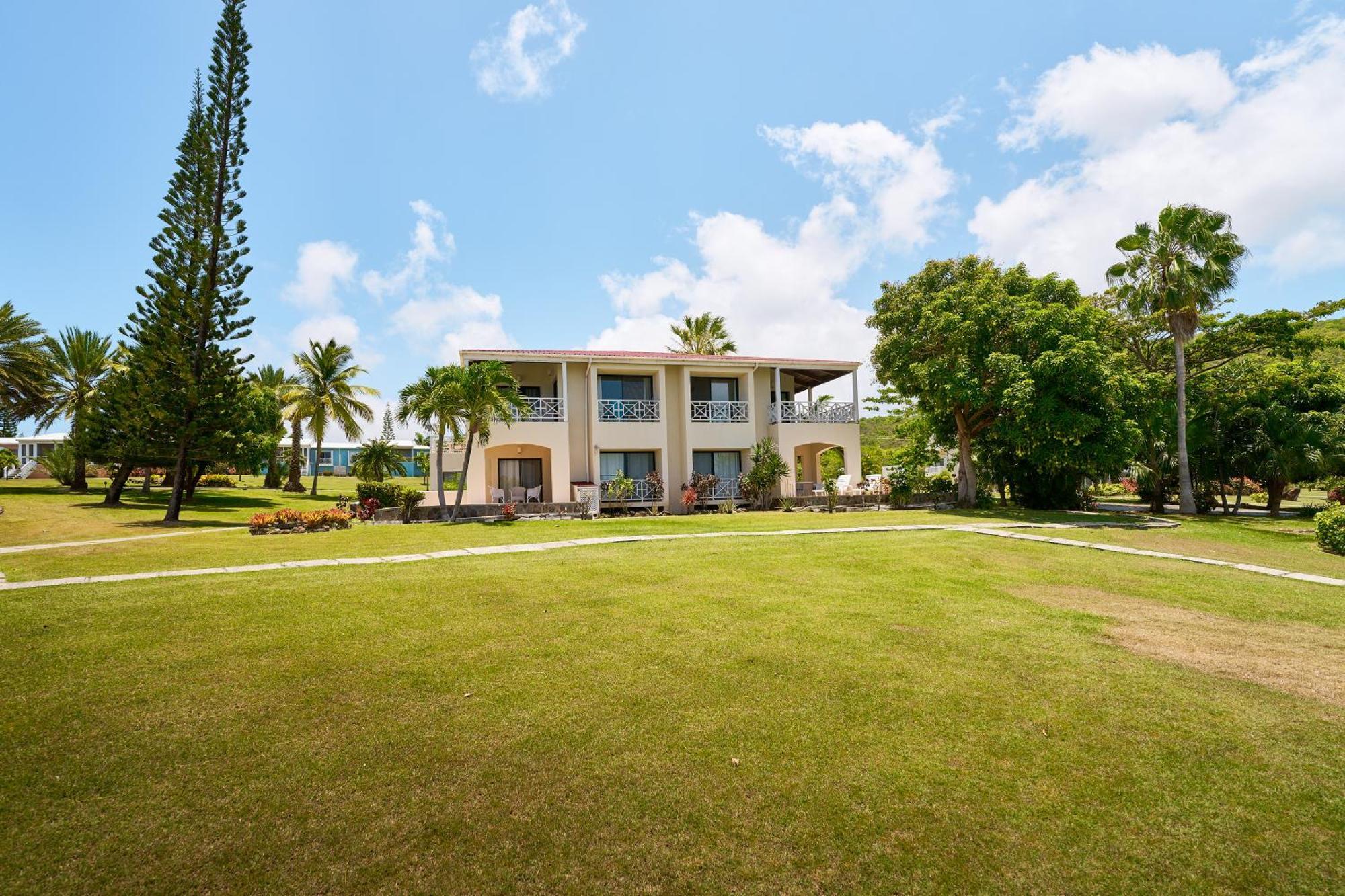 Mount Nevis Hotel Exterior photo