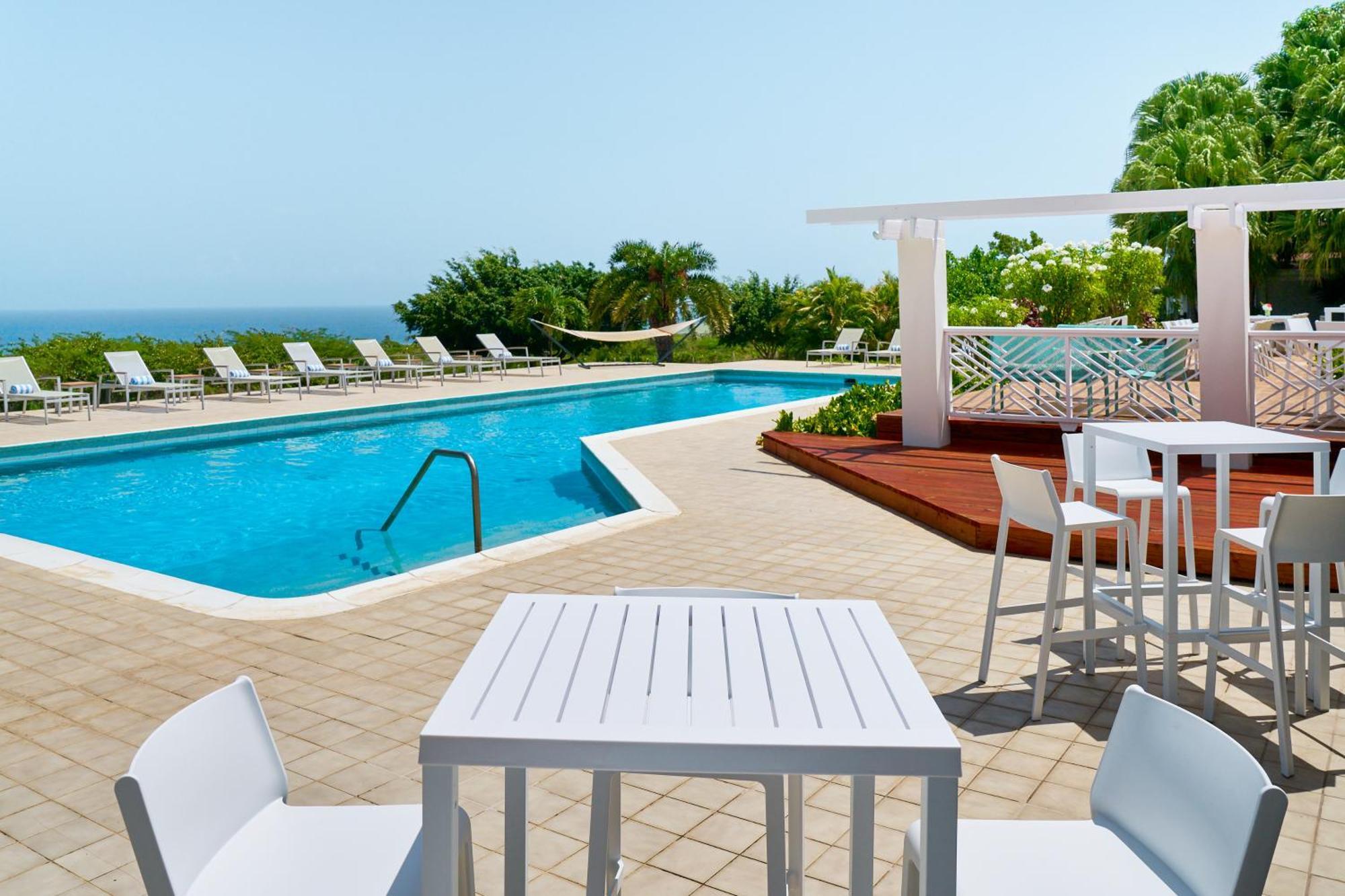 Mount Nevis Hotel Exterior photo